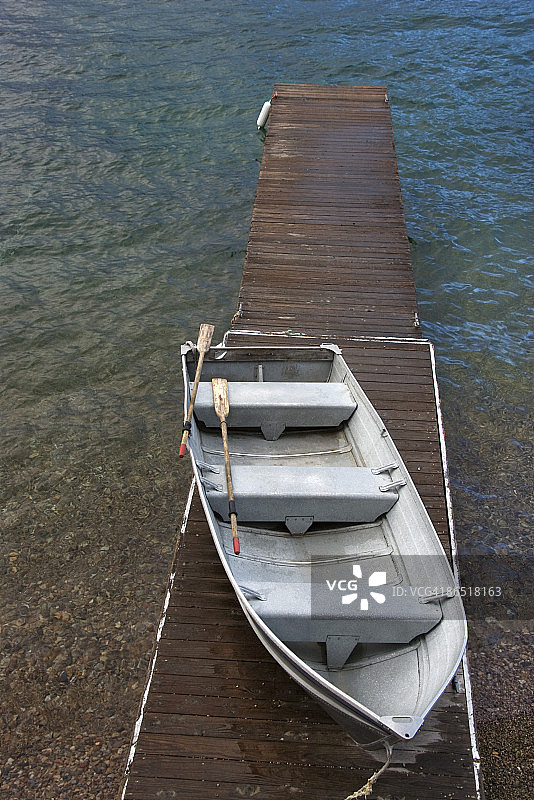 码头上的船图片素材