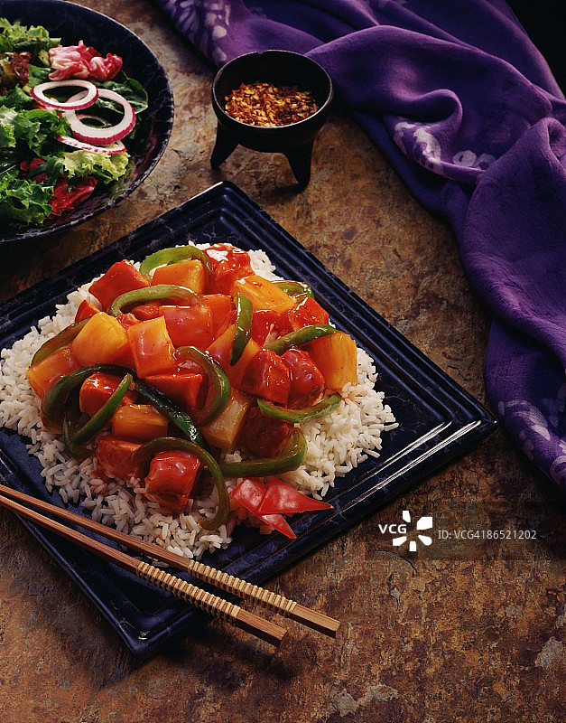 酸甜咕咾鸡饭图片素材