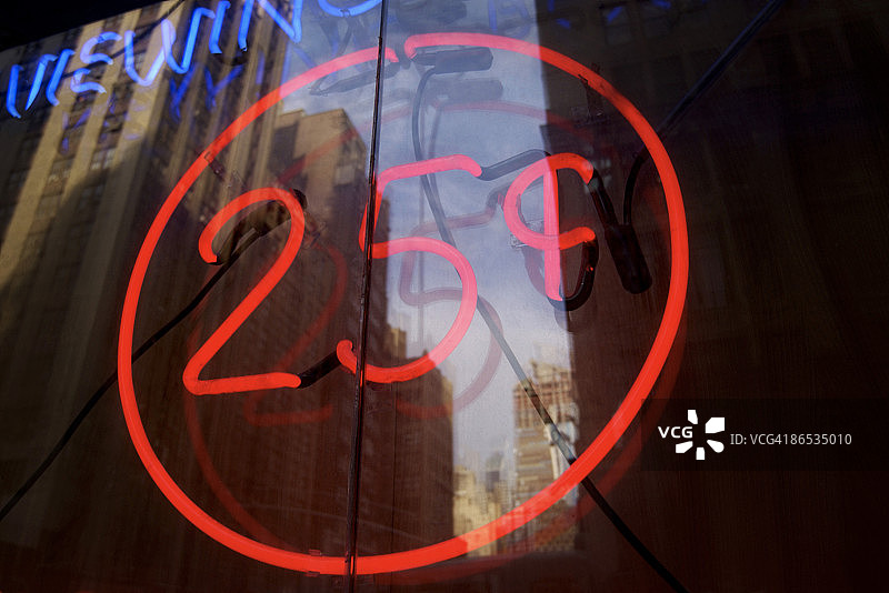 霓虹灯标志图片素材