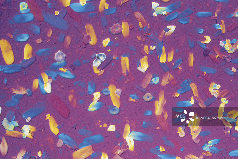 放大40倍的氯化钴晶体图片素材