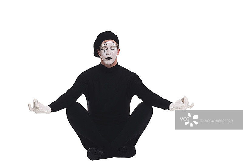 正在冥想的哑剧演员图片素材