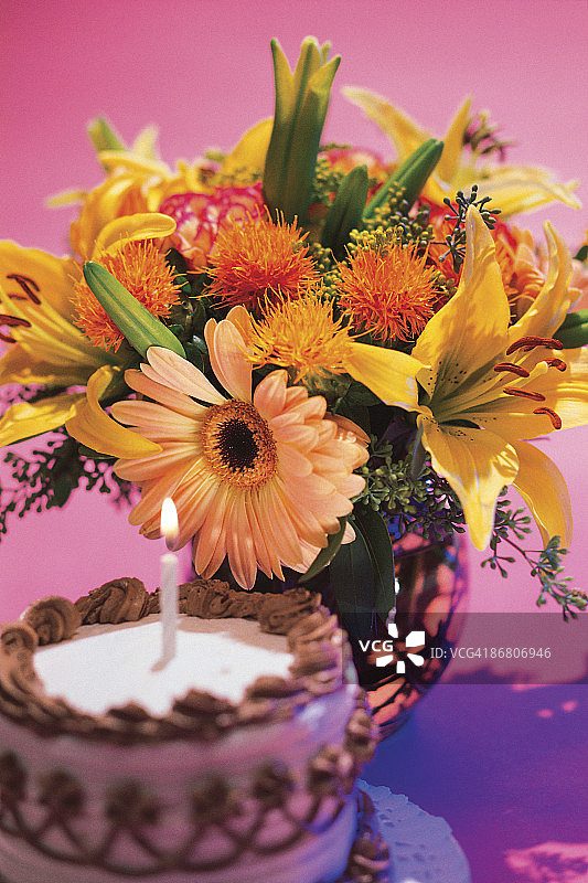 蛋糕和鲜花图片素材