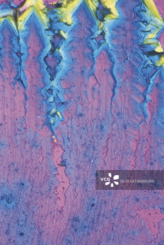 放大40倍的硫酸亚铁晶体图片素材