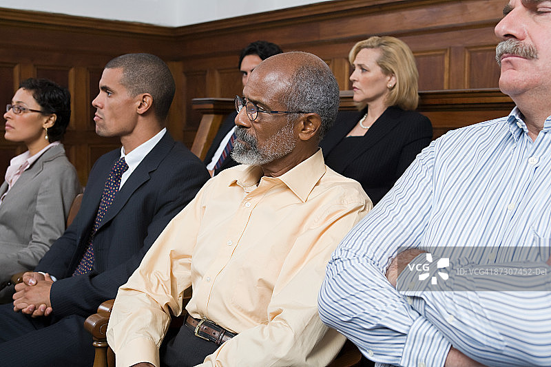 陪审团席位上的陪审员图片素材