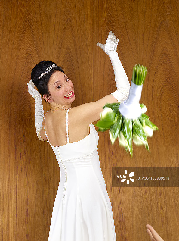 新娘抛捧花图片素材
