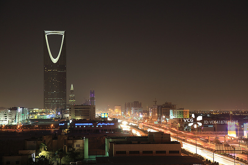 沙特阿拉伯利雅得城市夜景图片素材