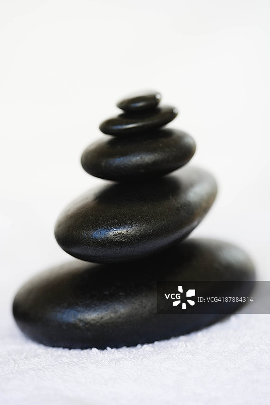 静物：热石图片素材