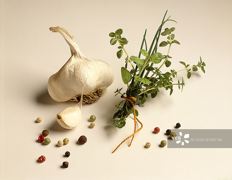 大蒜和香草图片素材