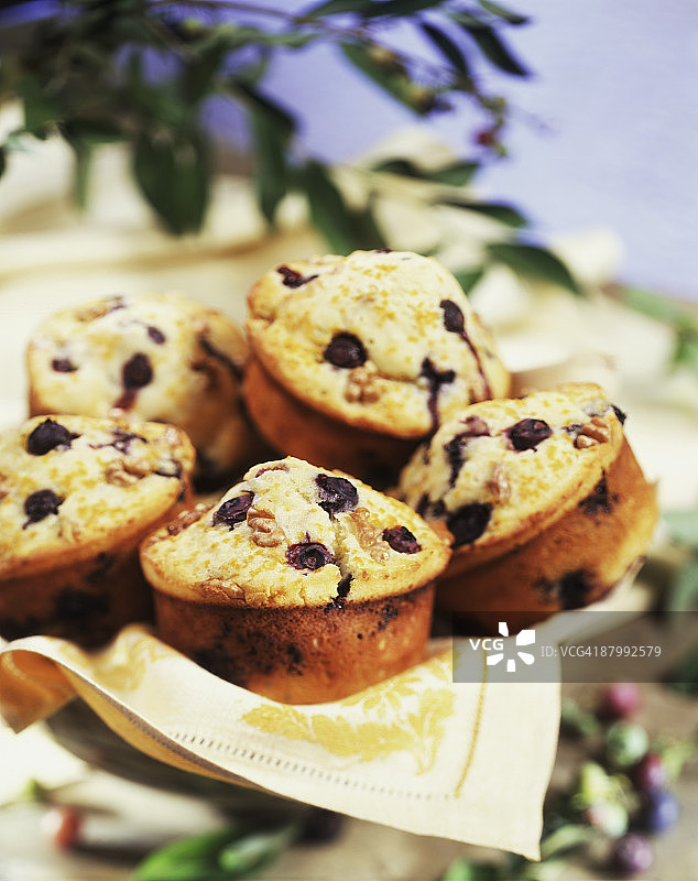 烤盘上的蓝莓麦芬图片素材