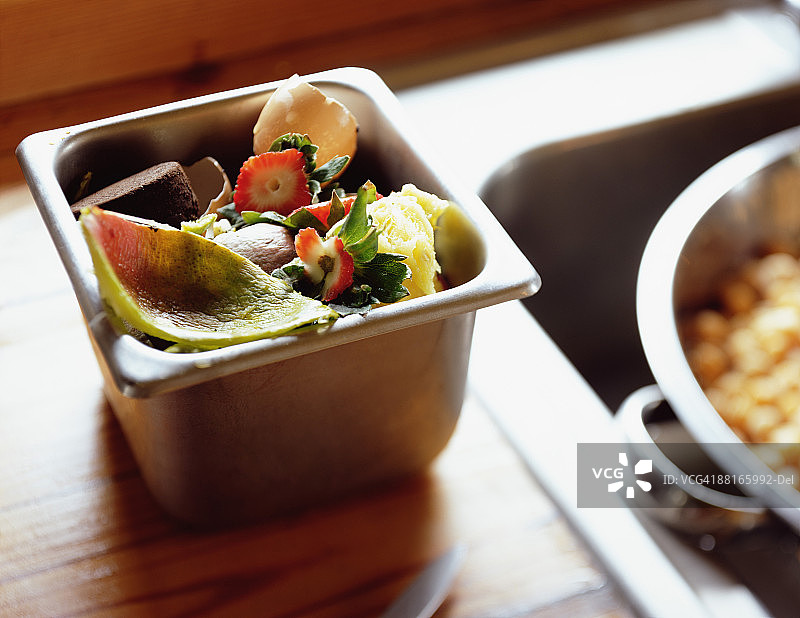 厨房堆肥桶图片素材