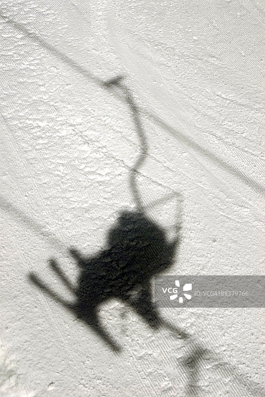 奥地利克莱因瓦尔塞ertal滑雪缆车滑雪者轮廓图片素材