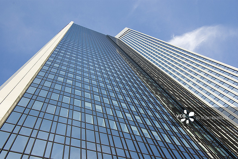 德国法兰克福特里亚农大厦仰视图片素材