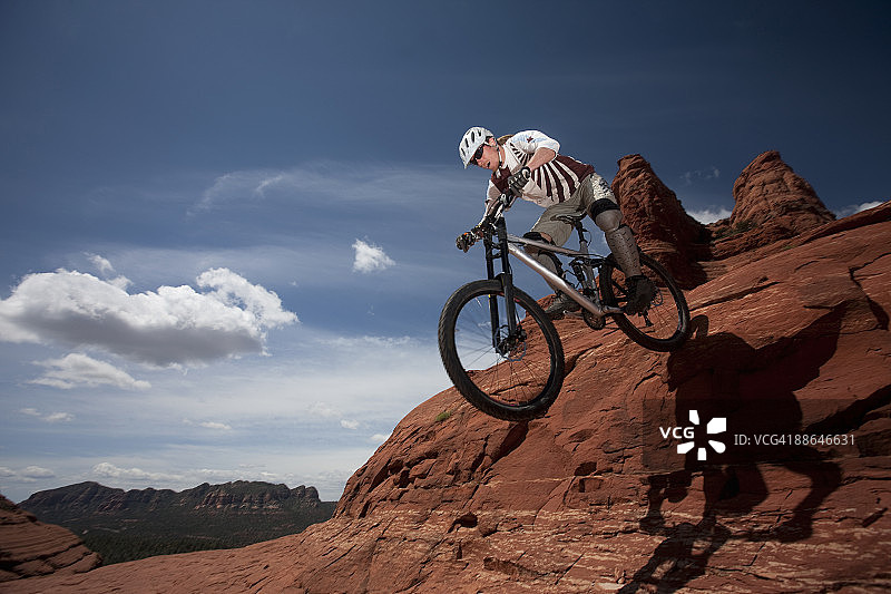 亚利桑那州塞多纳山地自行车骑行图片素材