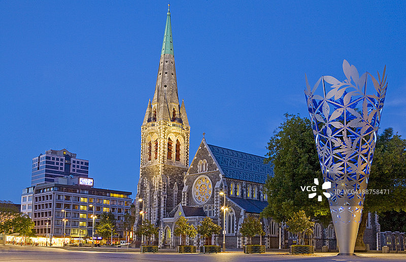 教堂广场的基督教堂图片素材