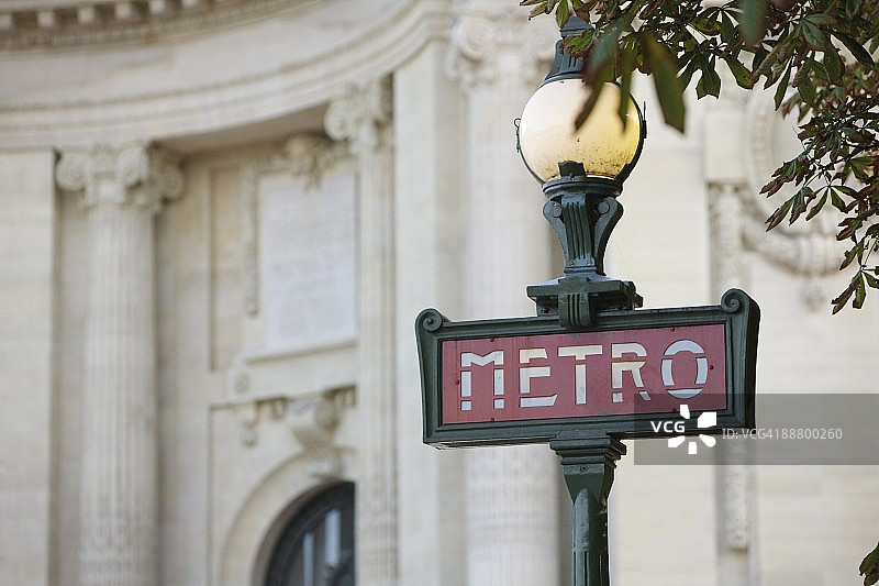 法国巴黎地铁标志图片素材