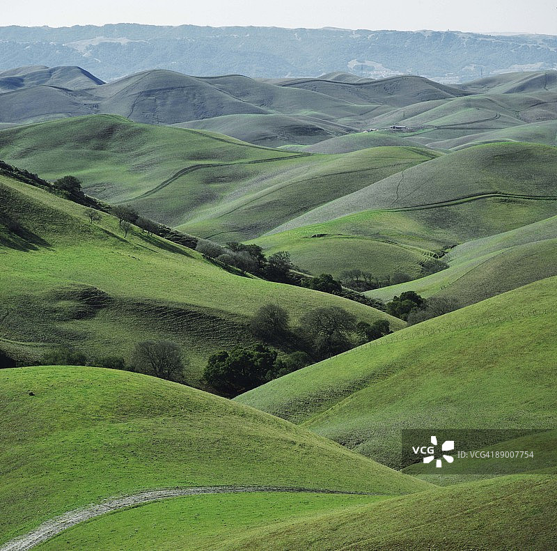加利福尼亚州利弗莫尔附近的摩根地区景观图片素材