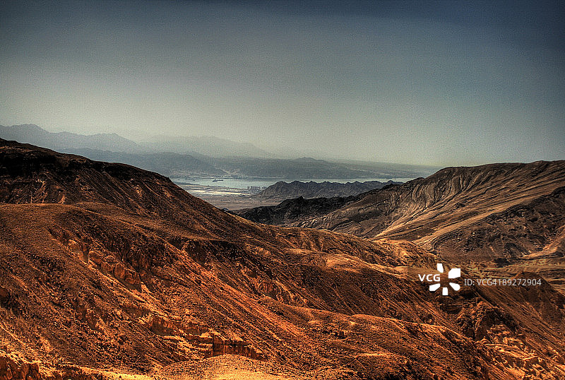 矿物着色的山脉图片素材