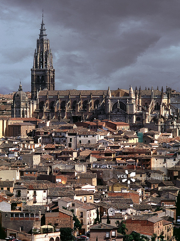 托莱多大教堂全景图片素材