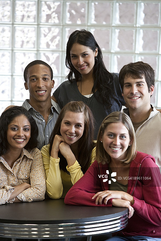 学习小组的学生们图片素材