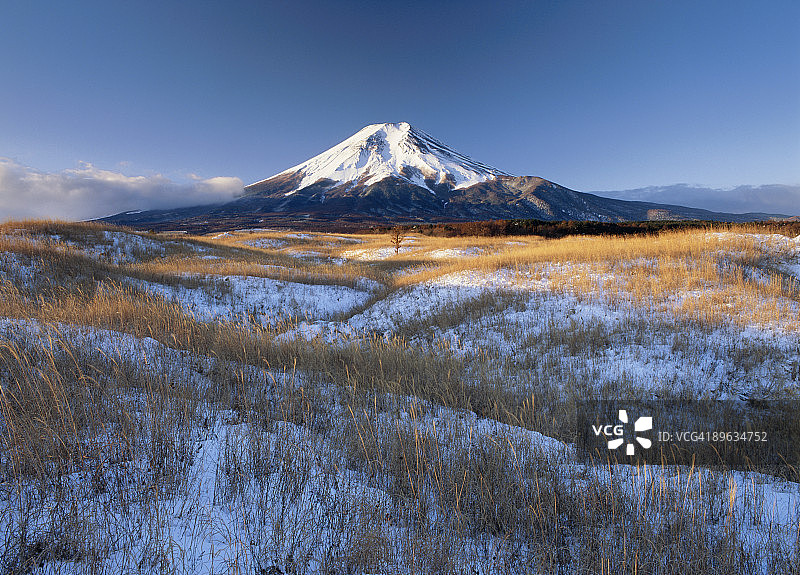 富士山和雪景图片素材