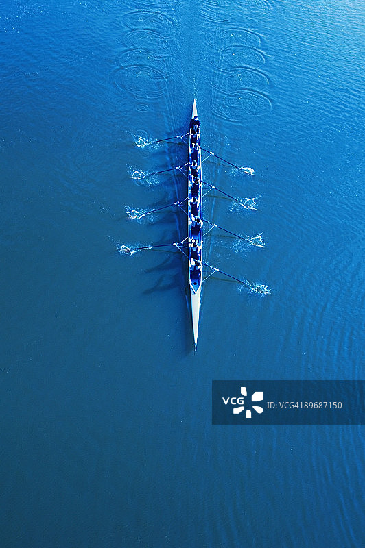 里瓦纳河赛艇队图片素材