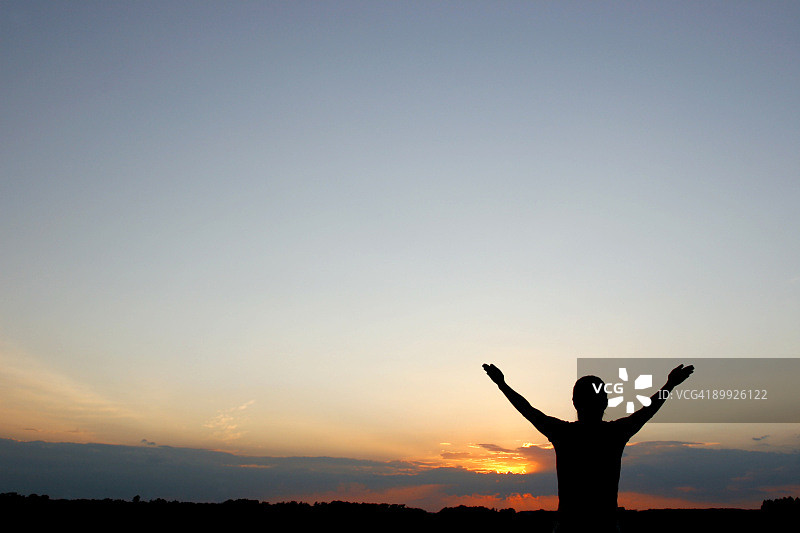 赞美女性图片素材