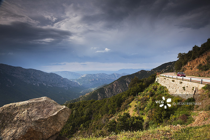 格纳西拉纳山口，多尔加利-阿尔巴塔克斯山路图片素材