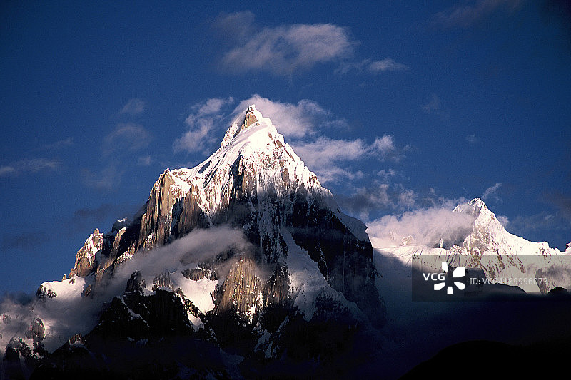 喀喇昆仑山脉巴尔托洛冰川图片素材