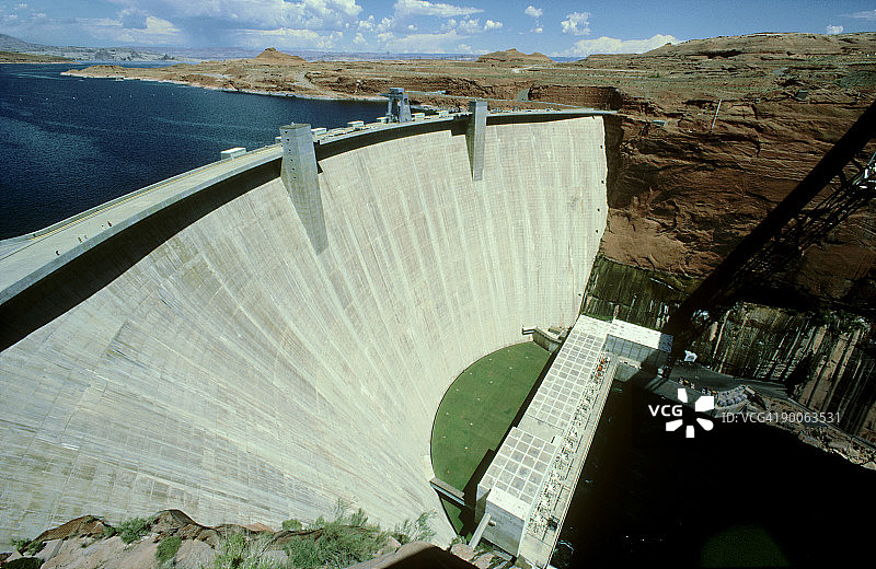 格伦峡谷大坝，科罗拉多河航拍，美国图片素材