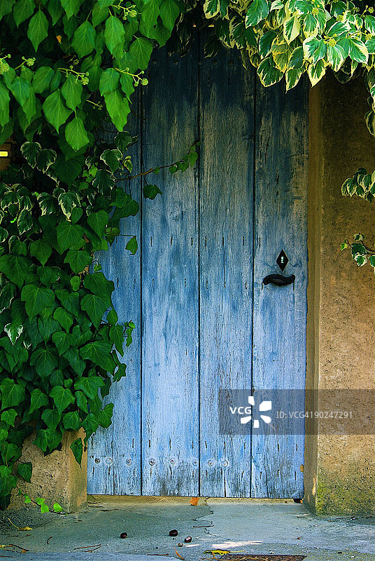 蒙福特的蓝色门图片素材