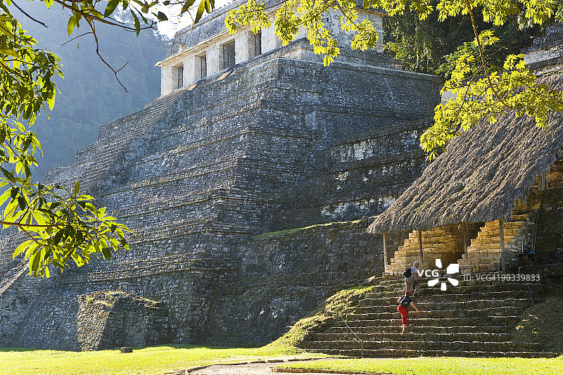 墨西哥帕伦克碑铭神庙图片素材