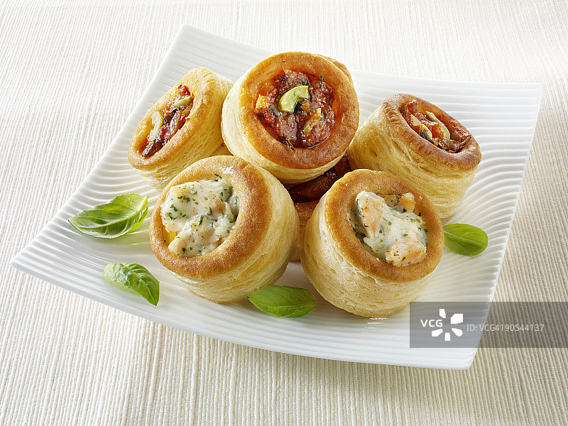 什锦馅料酥皮盒图片素材