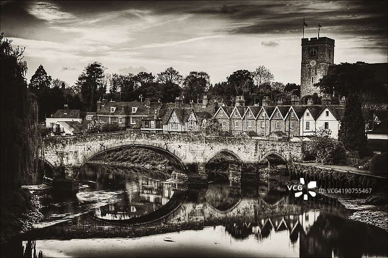 阿伊莱斯福德古镇图片素材