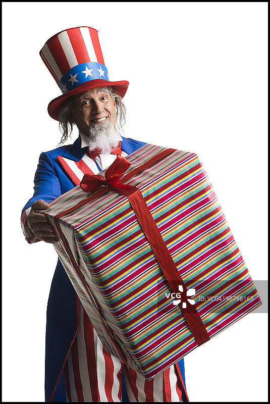 山姆大叔手持礼物图片素材