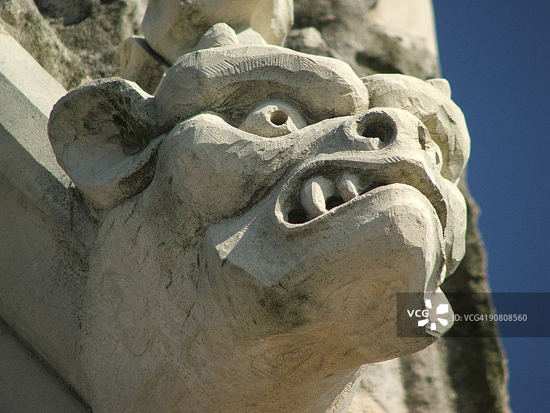 怪诞的滴水嘴图片素材