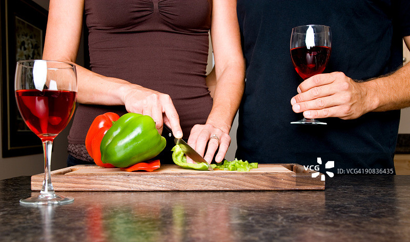 吃晚餐的时间图片素材