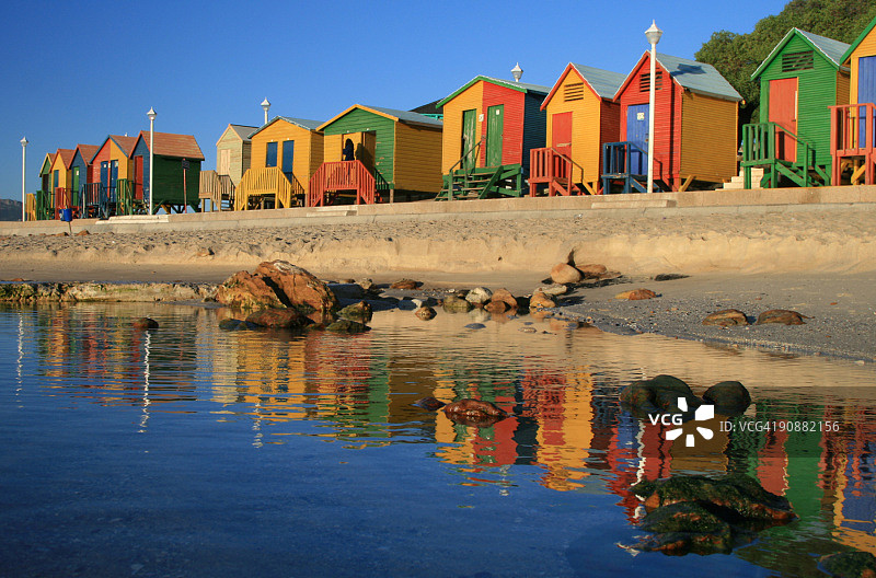 南非开普敦的圣詹姆斯海滩图片素材