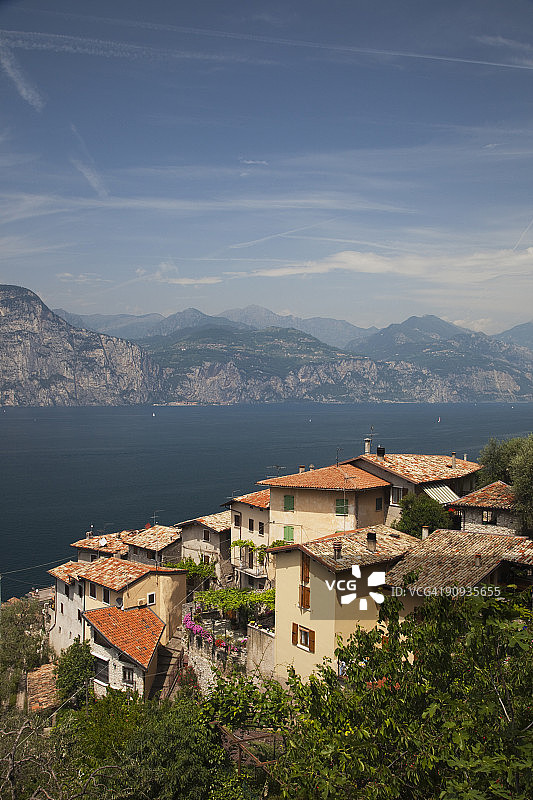 加尔达湖，卡斯特洛图片素材