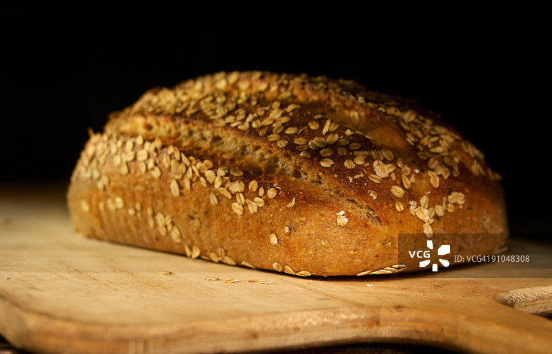 烤箱里的热面包图片素材