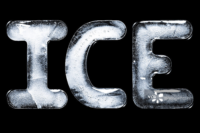 冰冻字母组成的“ICE”字样图片素材