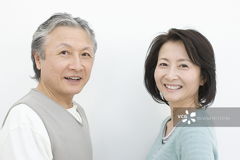 老年夫妇特写肖像图片素材
