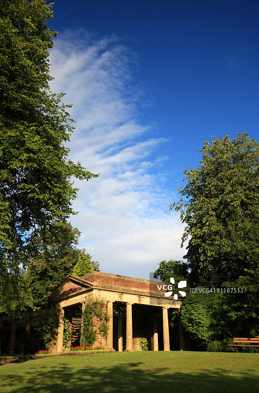 山谷花园图片素材