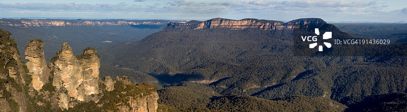 三姐妹峰全景图片素材