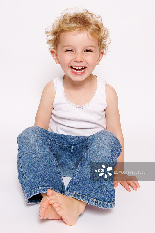 欢笑的孩子图片素材