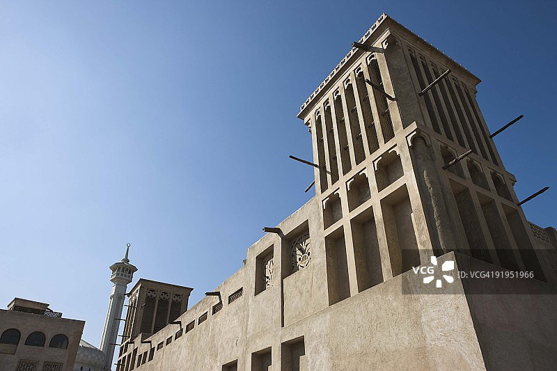 迪拜巴斯塔基亚区的风塔图片素材