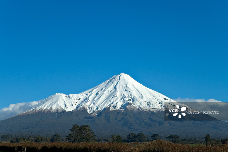 塔拉纳基山（埃格蒙特山）图片素材