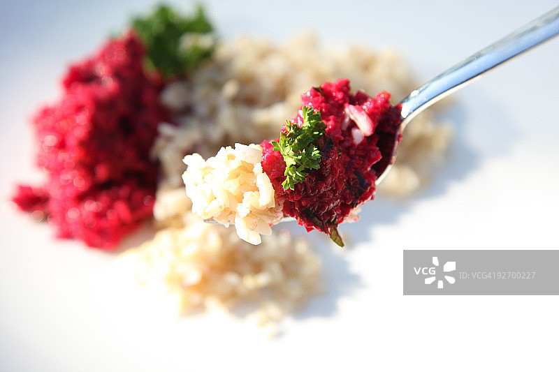 椰子咖喱甜菜和糙米图片素材