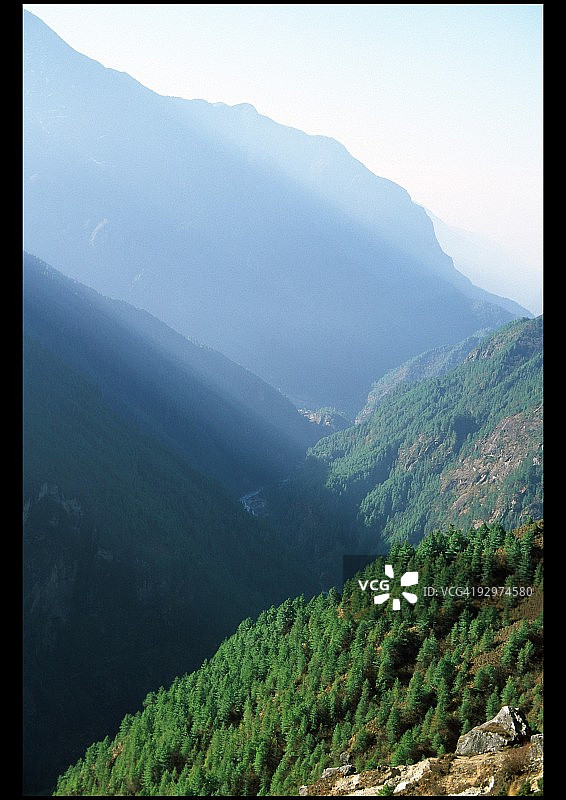 喜马拉雅山谷图片素材