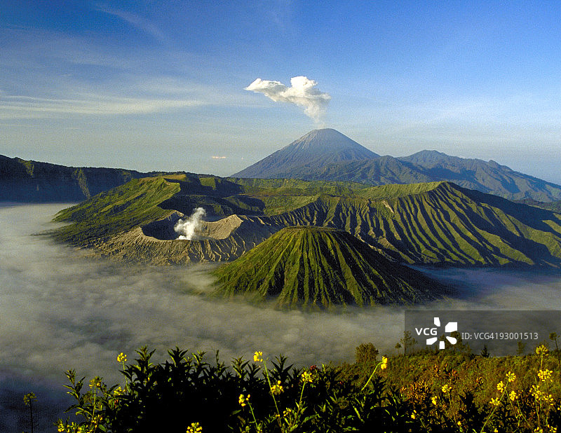 布罗莫火山图片素材