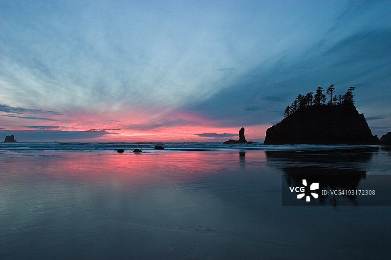 日落在沙滩图片素材